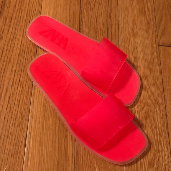[ZARA] PINK PLASTIC BEACH SANDALS - SIZE 6.5 - Picture 4 of 6